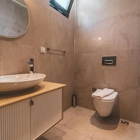 Akbel 4 Bedroom - 8394 Villa *