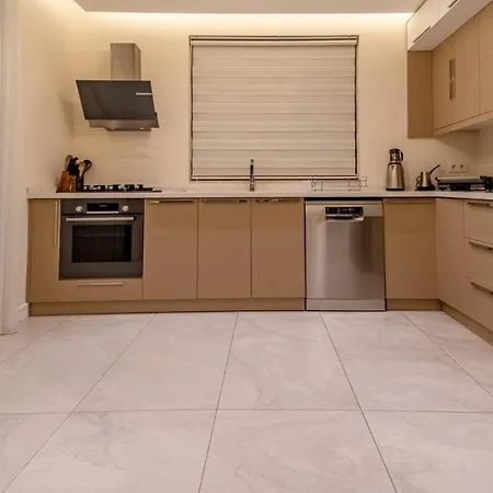 Akbel 4 Bedroom - 8394