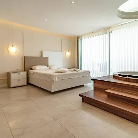 Akbel 4 Bedroom - 8394 Villa