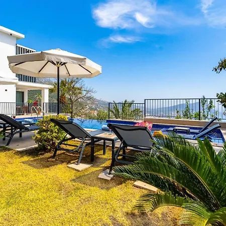 Villa Akbel 4 Bedroom - 8394