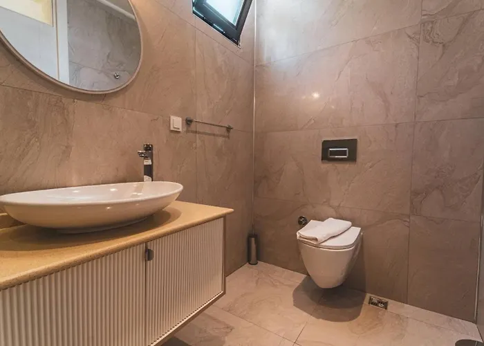 Akbel 4 Bedroom - 8394 Villa *