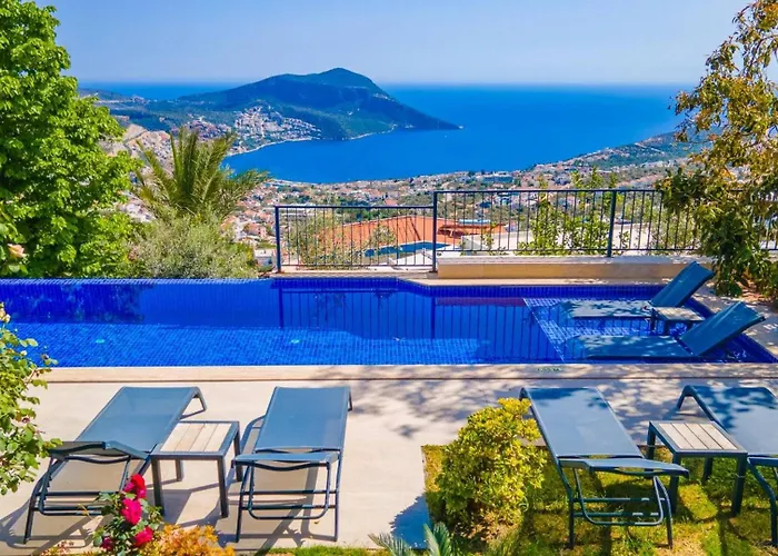 Akbel 4 Bedroom - 8394 Villa