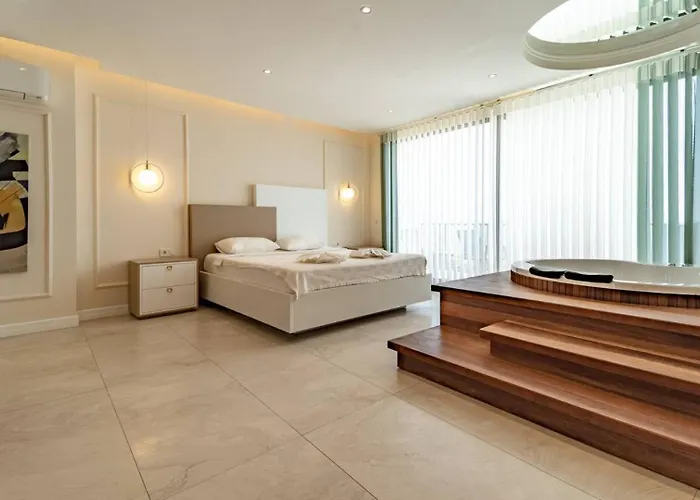 Akbel 4 Bedroom - 8394 Villa